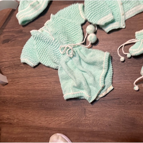Vintage bundle baby crotchet gender neutral - Picture 3 of 12